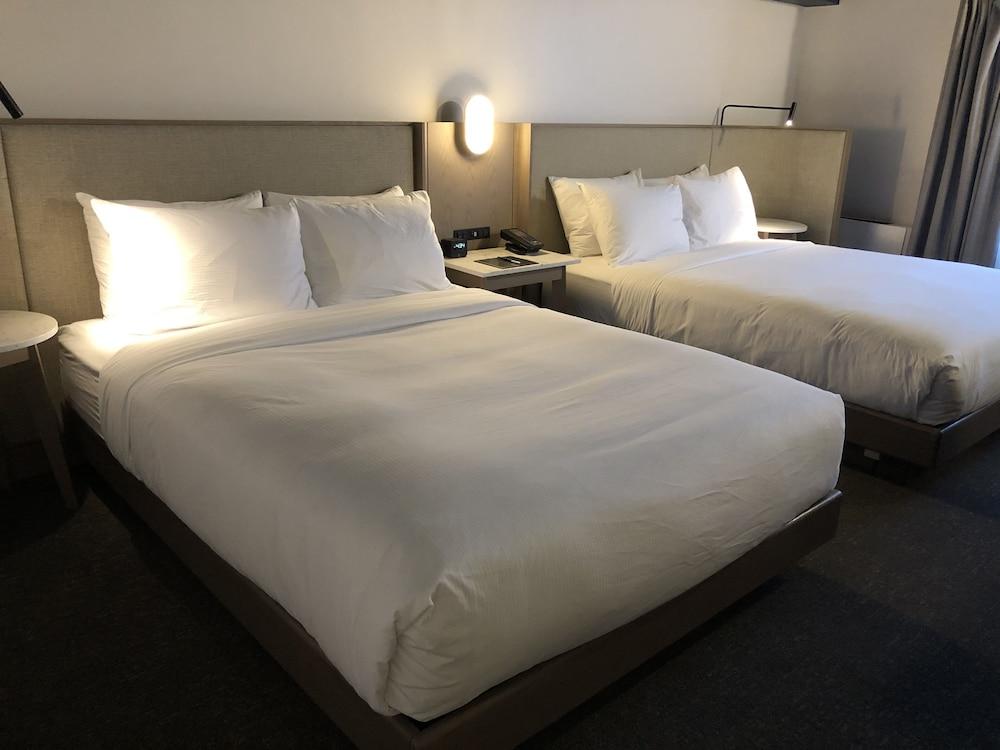 ดับเบิลทรี บาย ฮิลตัน เซนต์จอห์นส์ ฮาร์เบอร์วิว Hotel ภายนอก รูปภาพ
