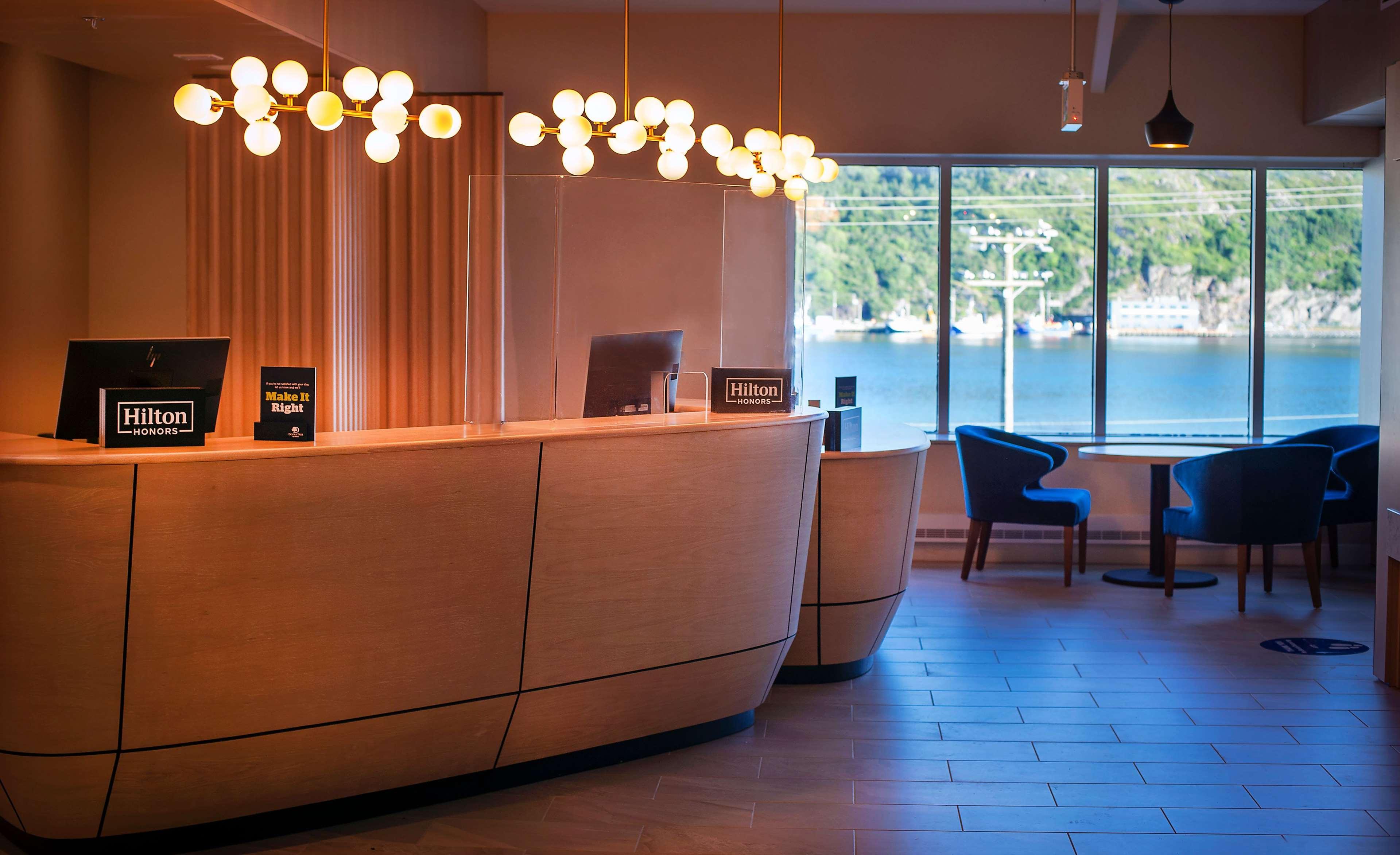 ดับเบิลทรี บาย ฮิลตัน เซนต์จอห์นส์ ฮาร์เบอร์วิว Hotel ภายนอก รูปภาพ