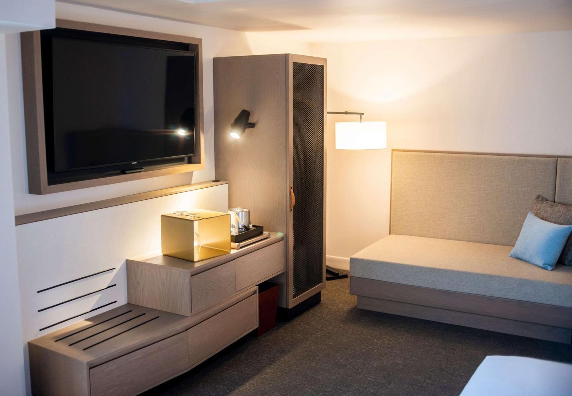 ดับเบิลทรี บาย ฮิลตัน เซนต์จอห์นส์ ฮาร์เบอร์วิว Hotel ภายนอก รูปภาพ