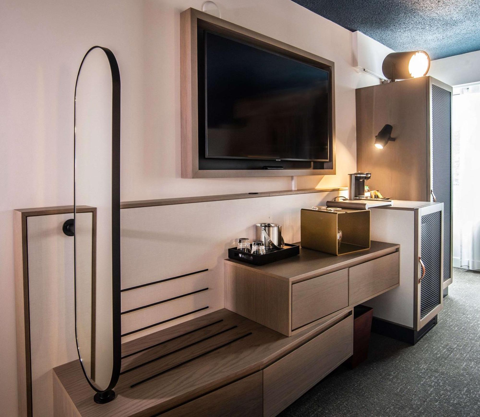 ดับเบิลทรี บาย ฮิลตัน เซนต์จอห์นส์ ฮาร์เบอร์วิว Hotel ภายนอก รูปภาพ